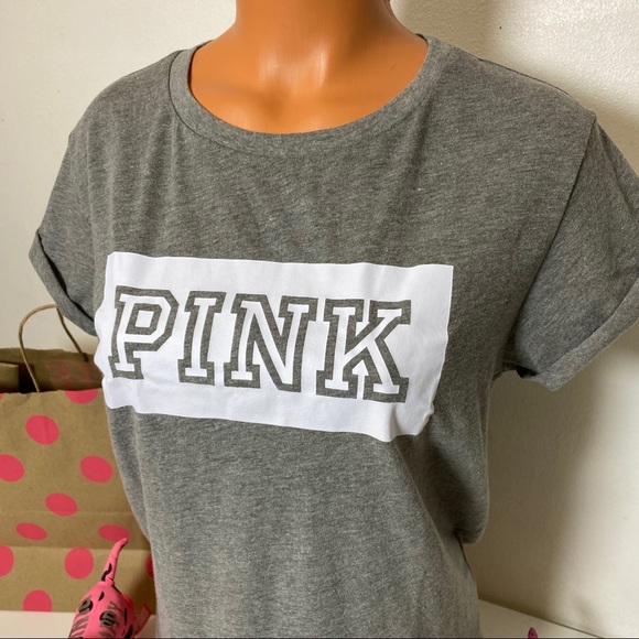🚫SOLD🚫PINK VS LOGO ROLLED CUFF SLEEVES SHIRT - Picture 2 of 4